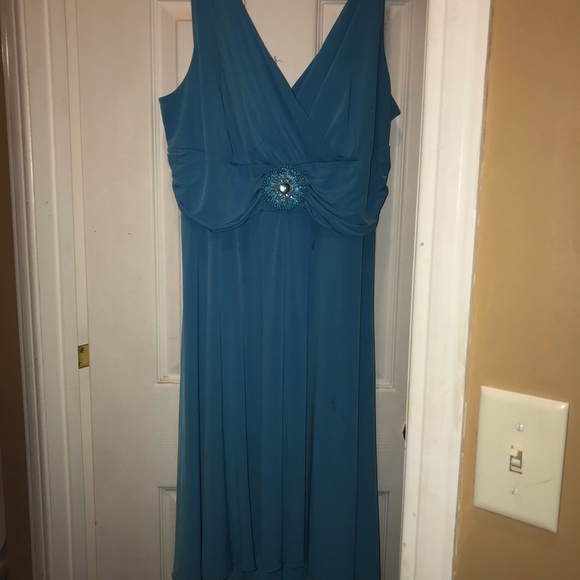 Brides Maid Dress - Picture 3 of 8